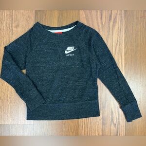 NIKE Boy's Long Sleeve Grey Shirt Crew Neck Girl's Kid Pullover Athletic XS‎ 7/8